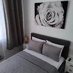 Luxury Center - Garofita Romana * Bukarest