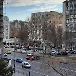 Luxury Center - Garofita Romana Apartment *