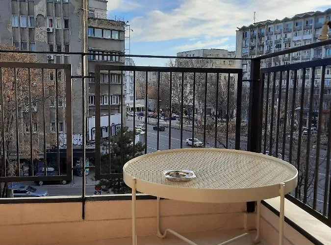 Luxury Center - Garofita Romana Appartement *